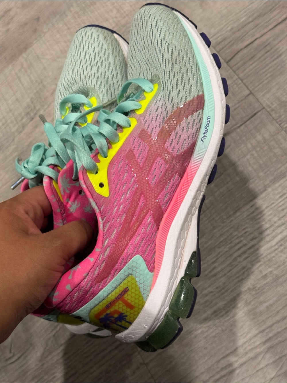 ASICS shoes - Picture 6 of 12